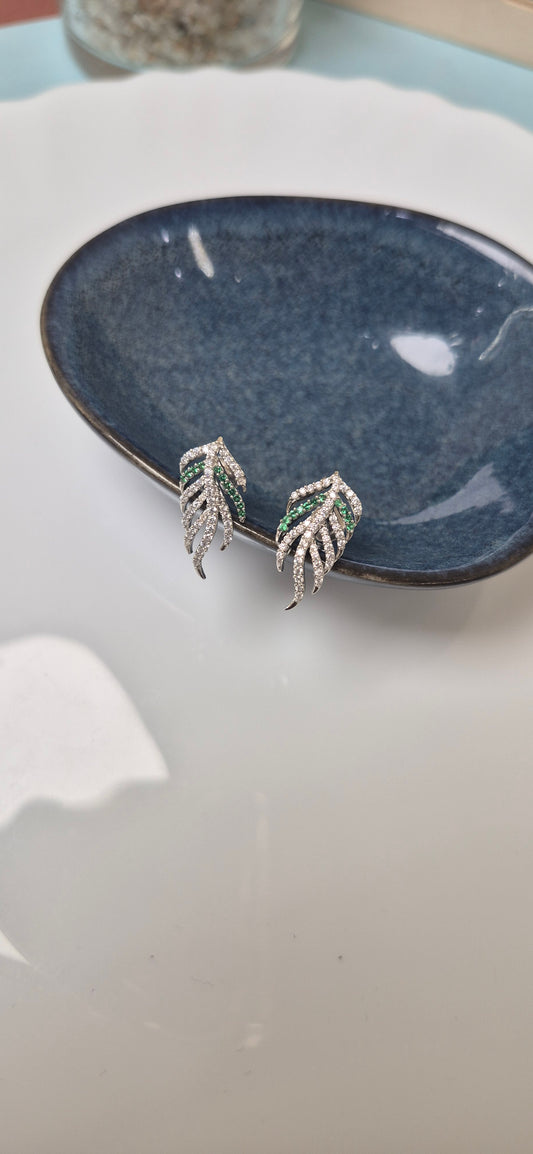 Stone Leaf stud