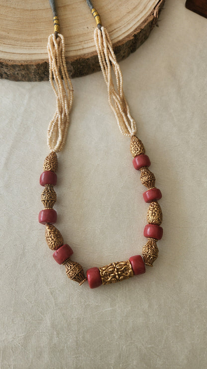 Coral Contemporary style pearls beads neck piece