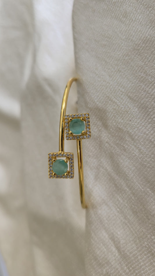 CZ gold polish Bracelet