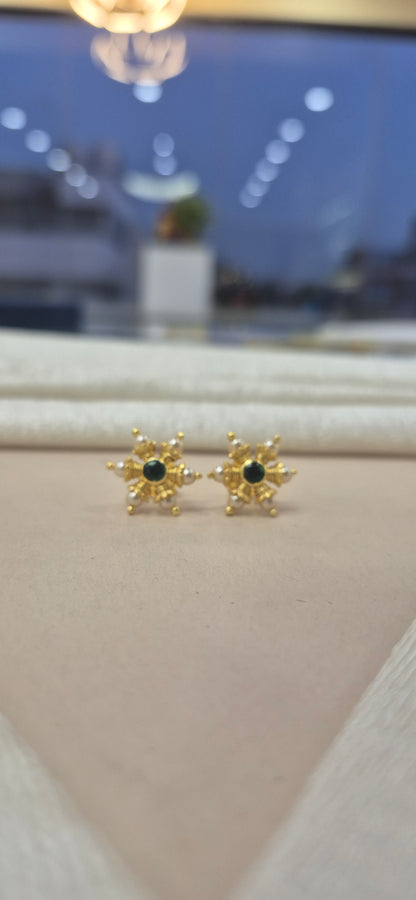 Pearl stud with center green stone