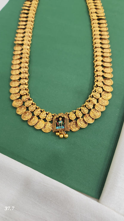 Light weight Kasu haram with small Laxmi embellished.