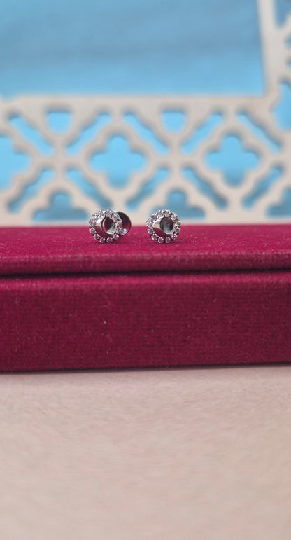 Cz stud