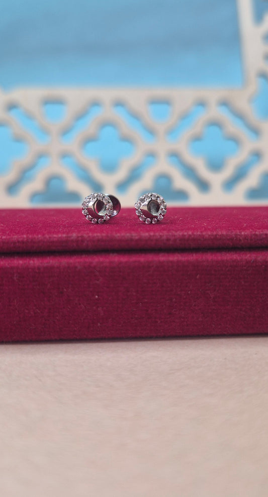 Cz stud