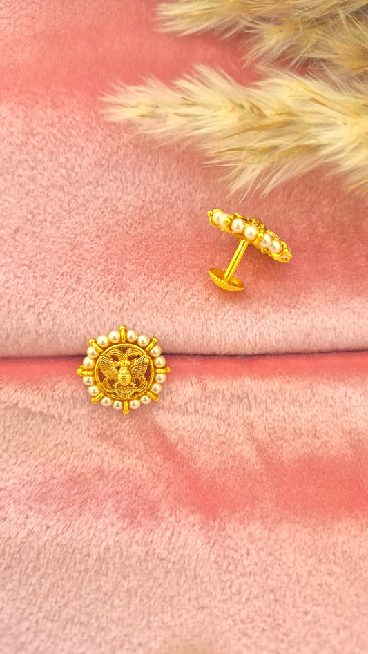 Pearl Gandaberunda Stud