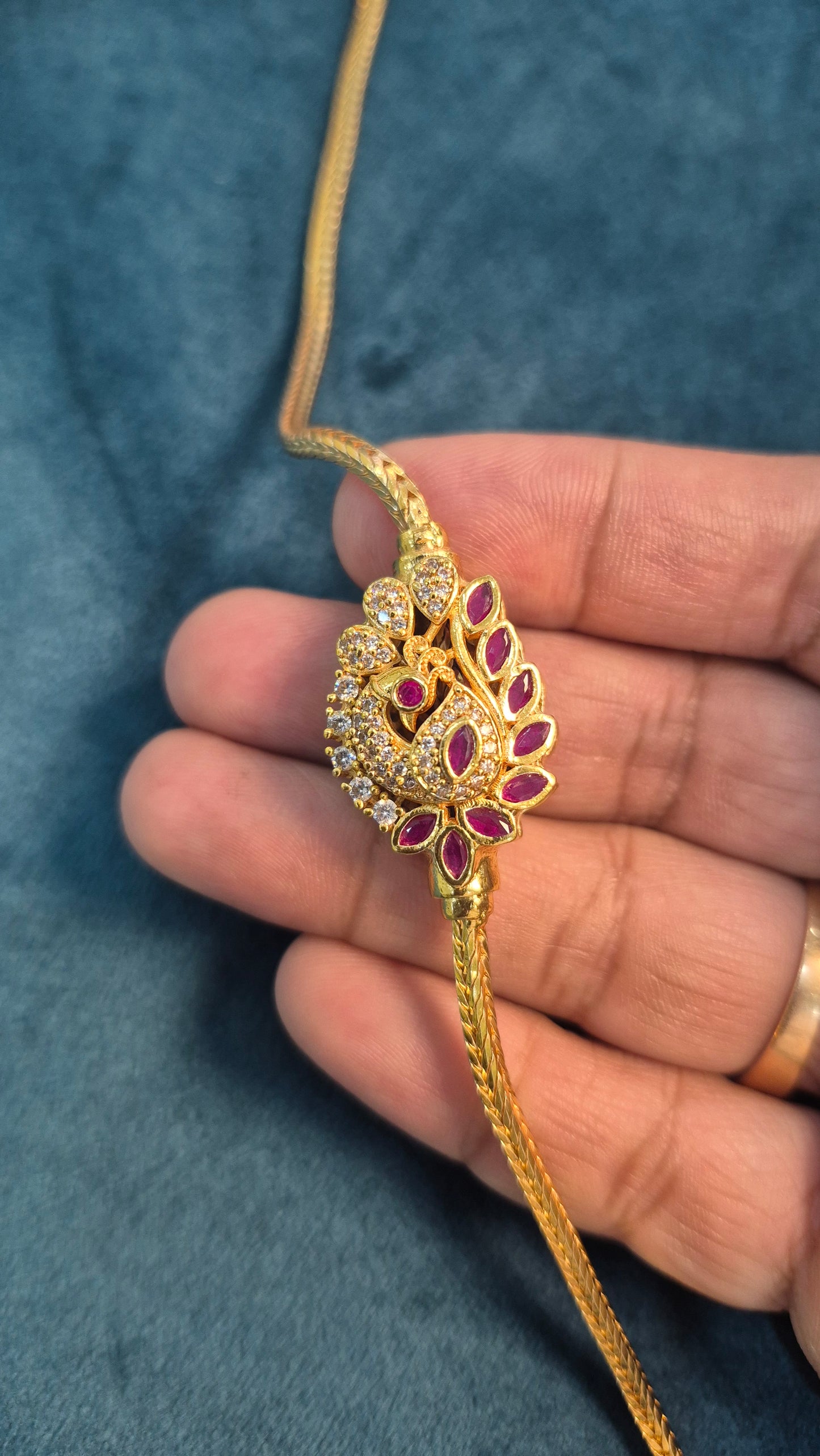 Peacock double sided mangalyam chain