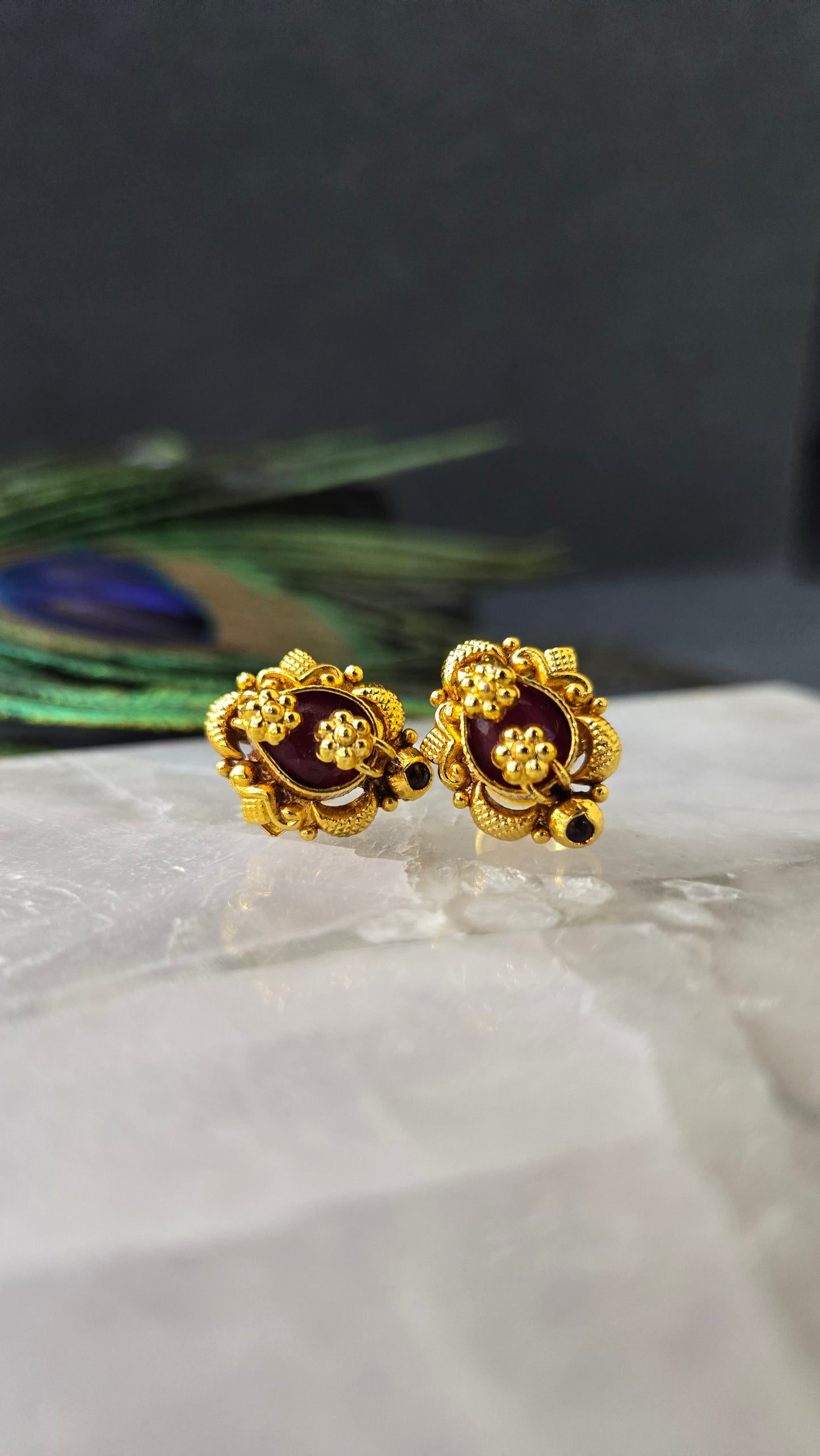 Red stone nakas stud