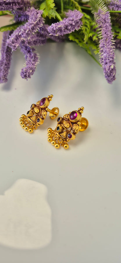 Kundan half jumka style stud