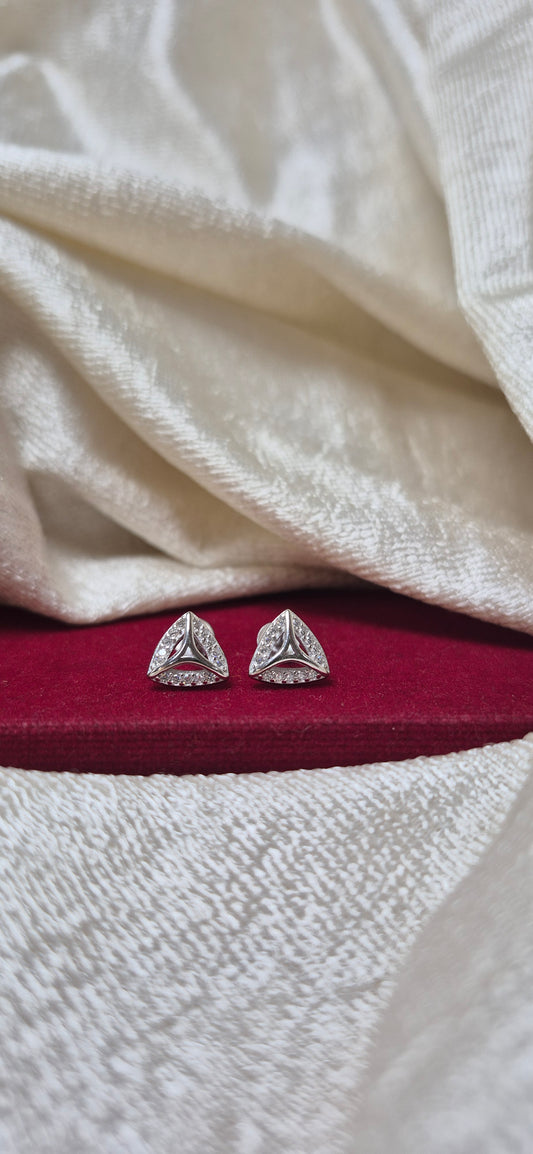 Stone Trio stud