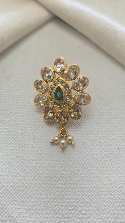 Big stone pendant