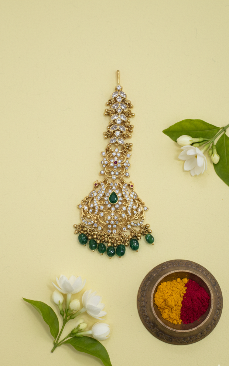 Maang tikka with stones