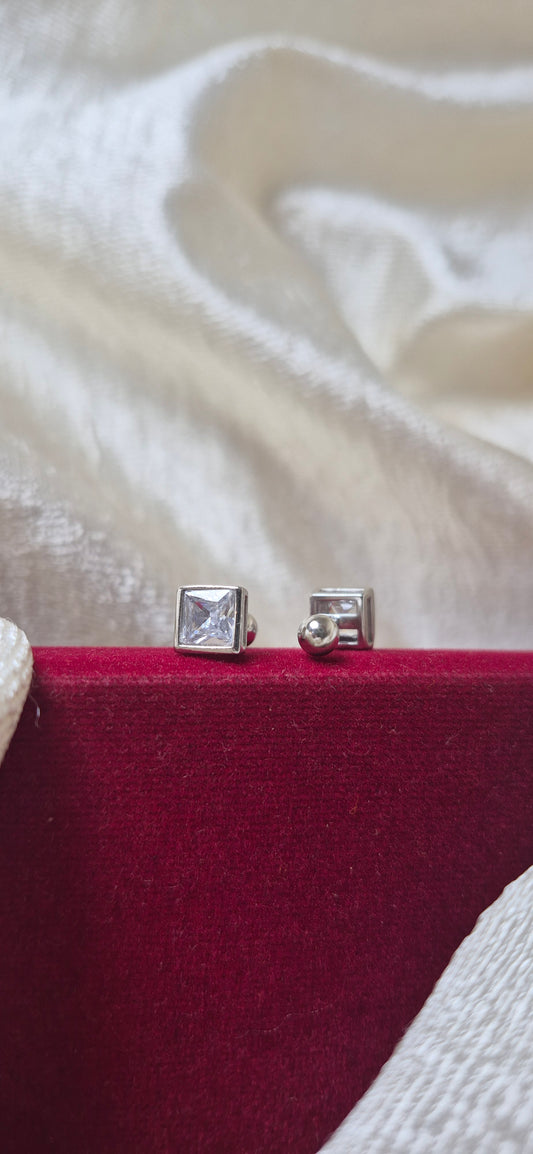 Square zircon helix stud