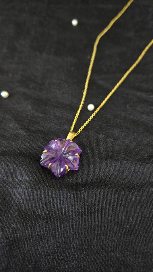 Flower carved Amethyst chain