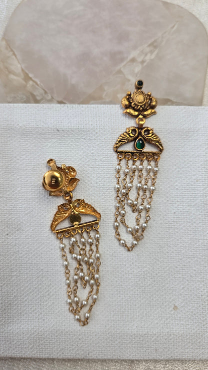 Pearl Hanging Nagas Earrings