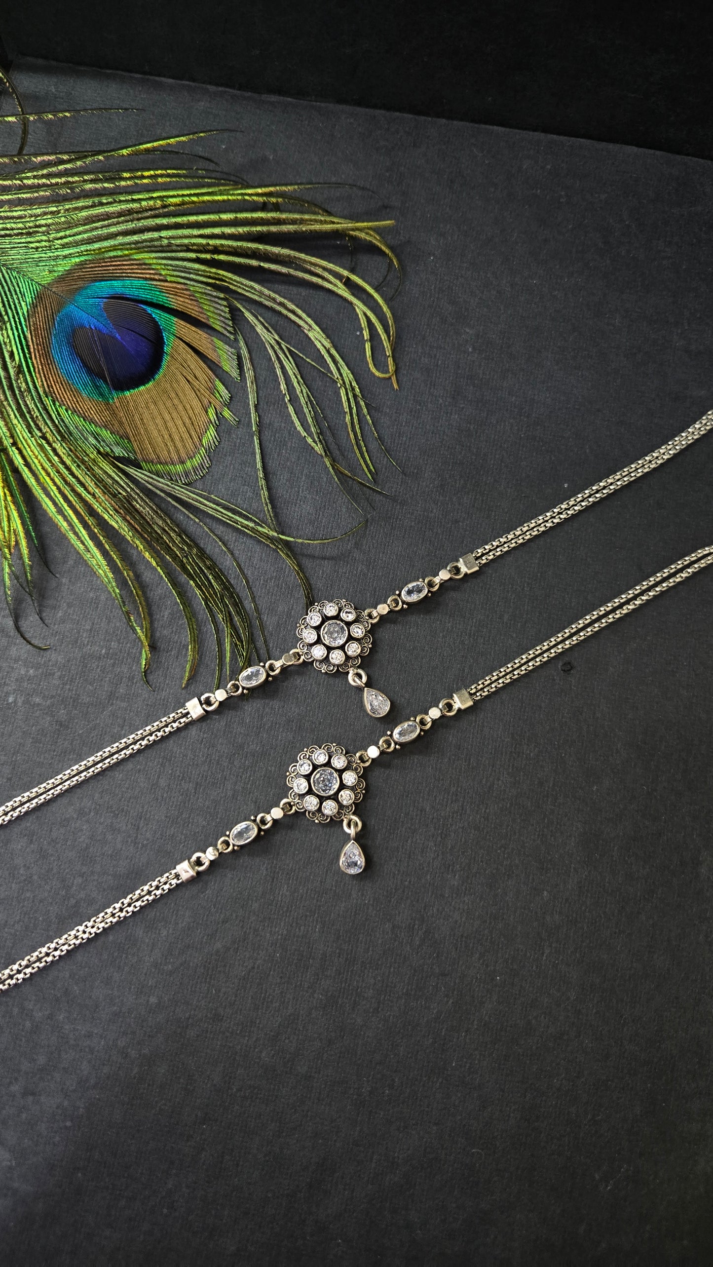 Stone pendant anklets