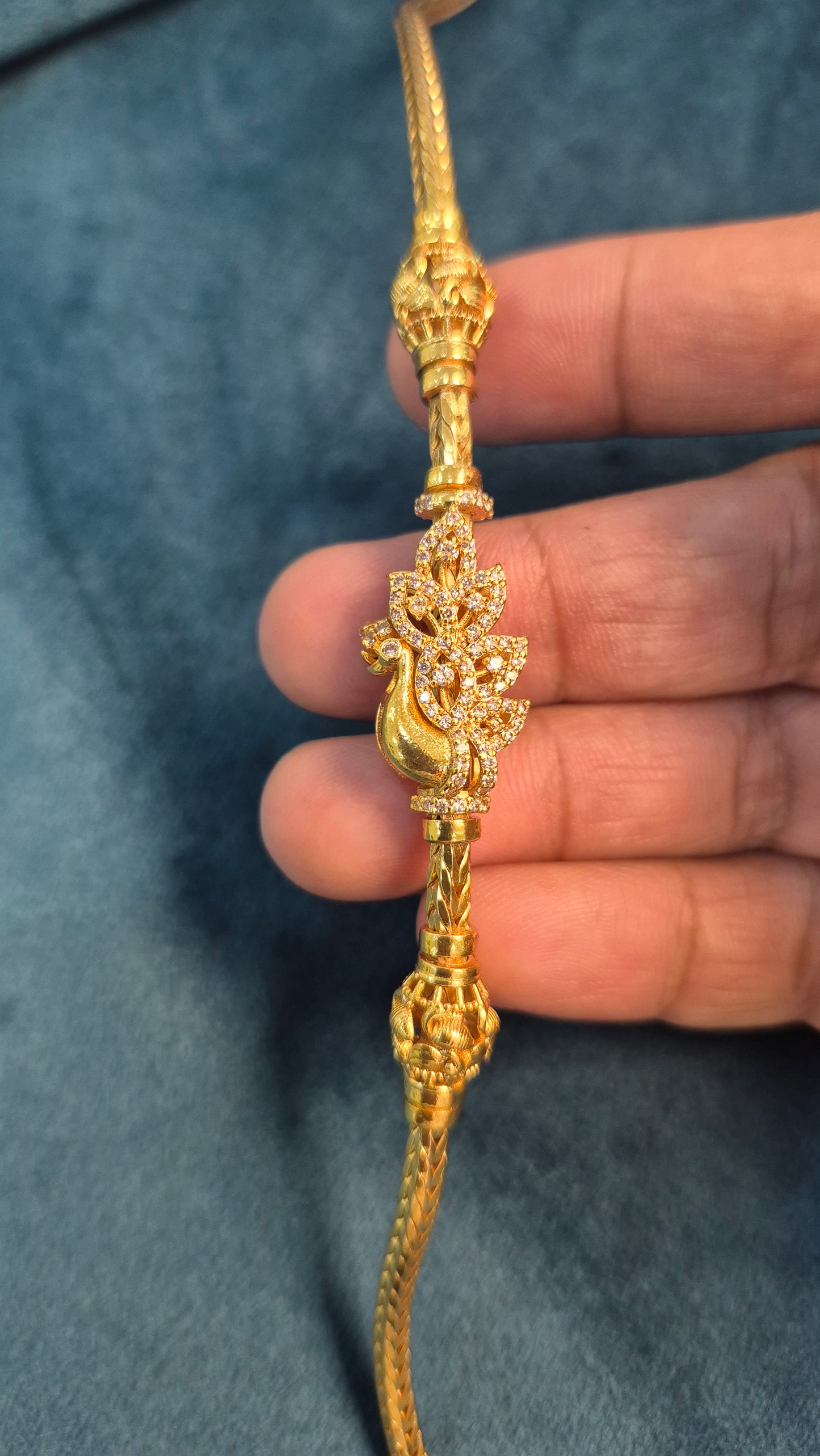 Peacock double sided mangalyam chain