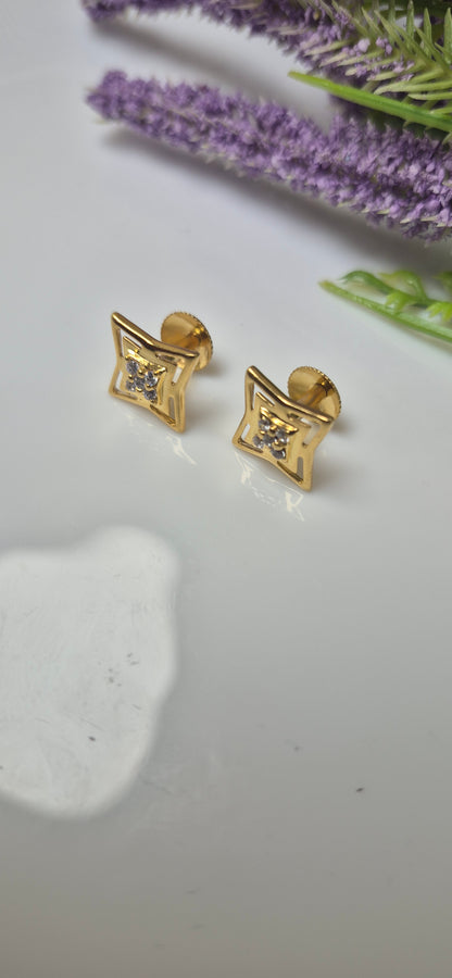 Geo square stud