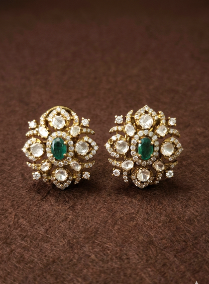 Hasli with Green stone Victorian pendant set