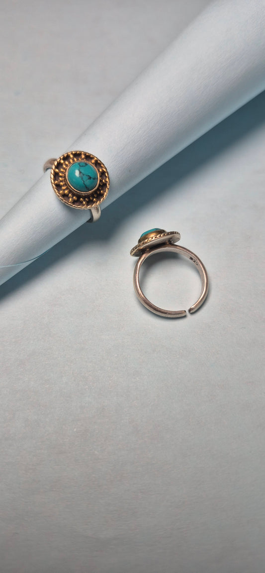 Turquoise toe ring