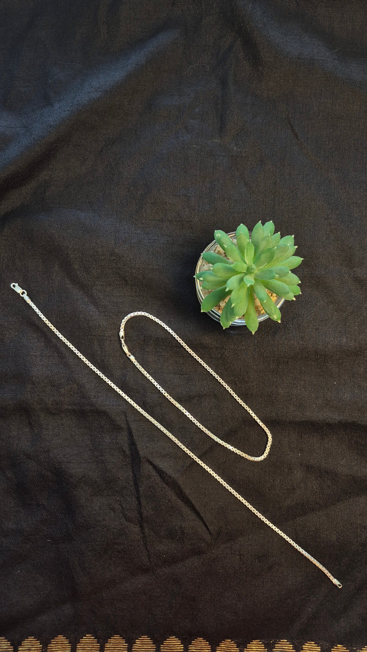 Box chain minimal anklets
