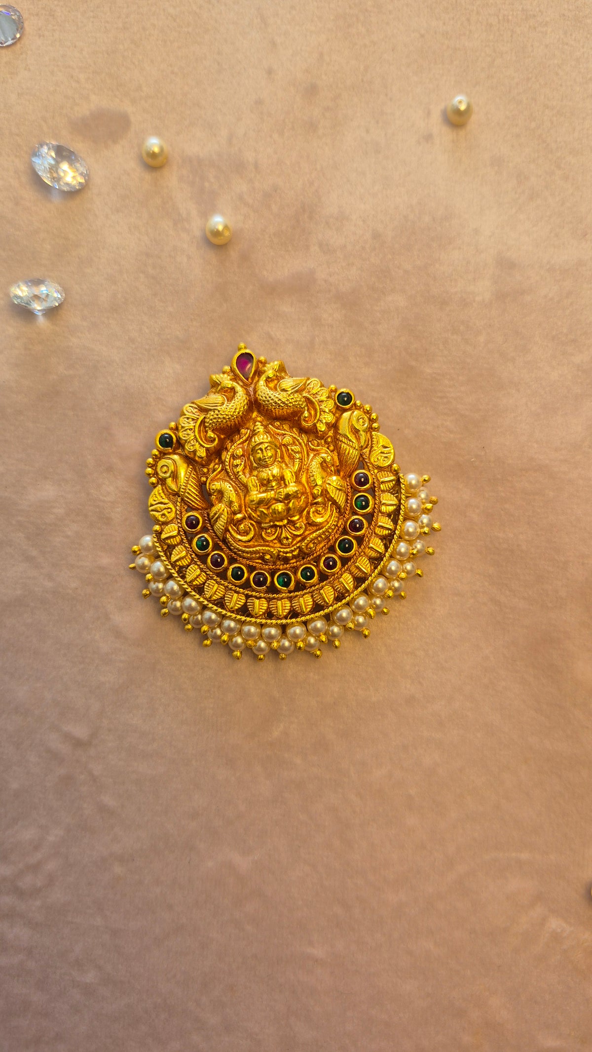 Nakas lakshmi Pearl pendant
