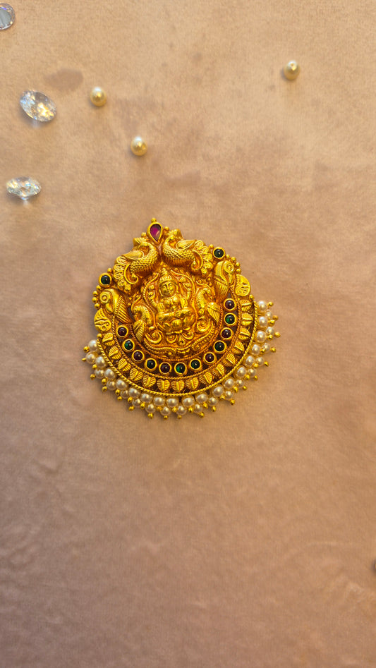 Nakas lakshmi Pearl pendant