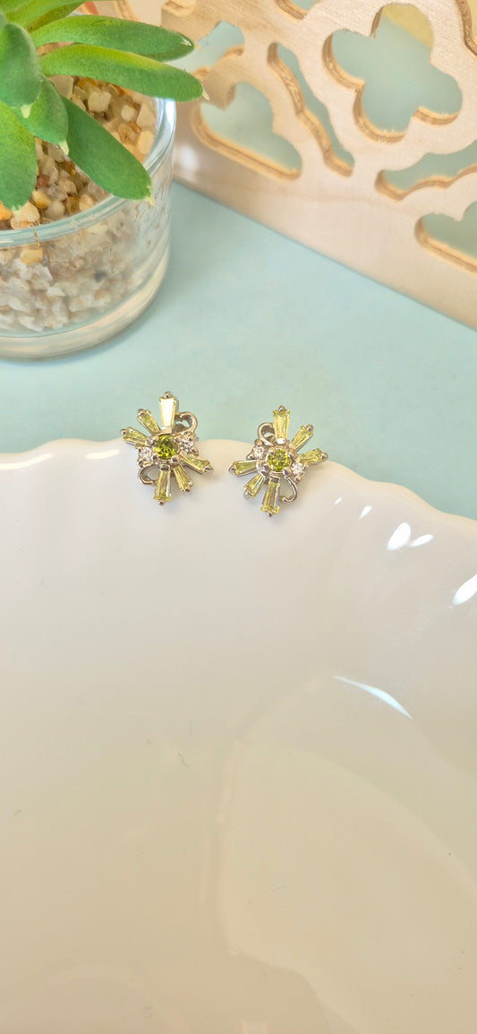 Green cz stud
