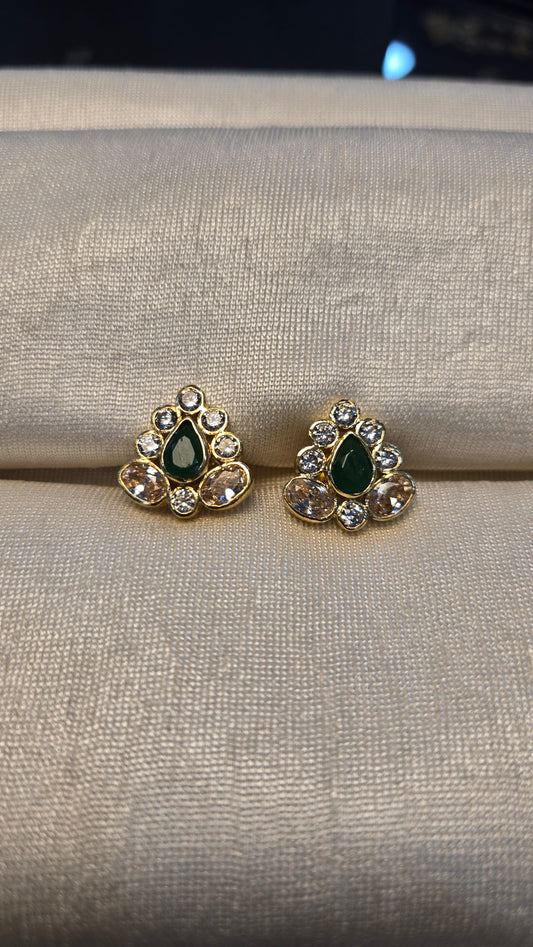 Polki with green semi precious stone studs