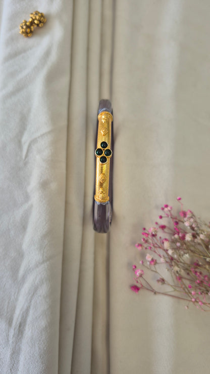 12colours Nagas Mogappu Green stone simple kada