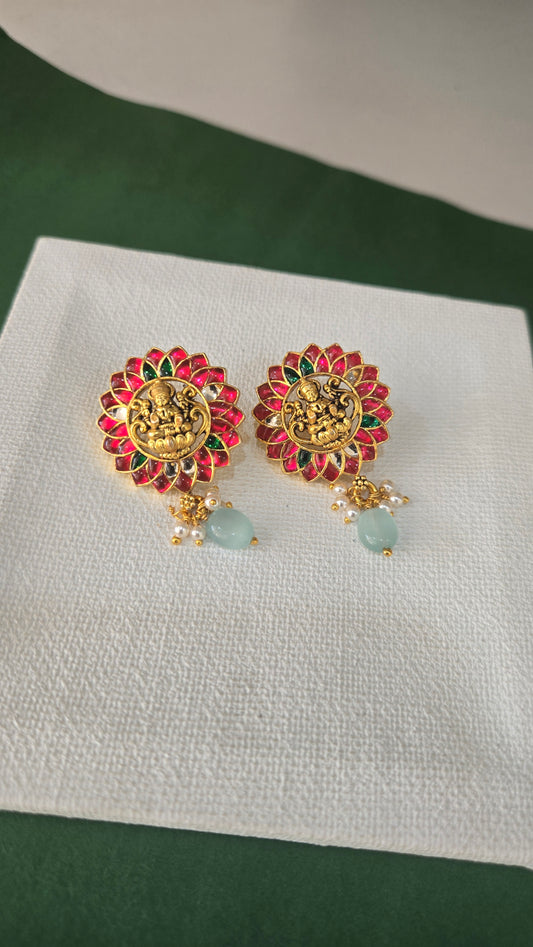 Kundan Laxmi stud Earrings