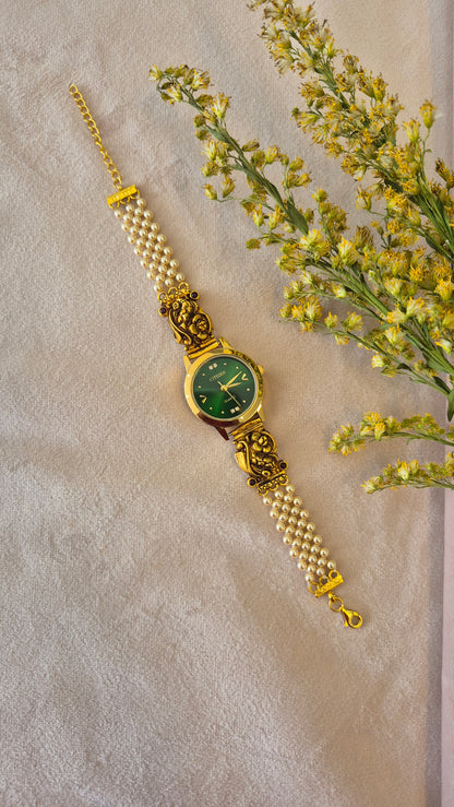 Green Dial pearl strap watch