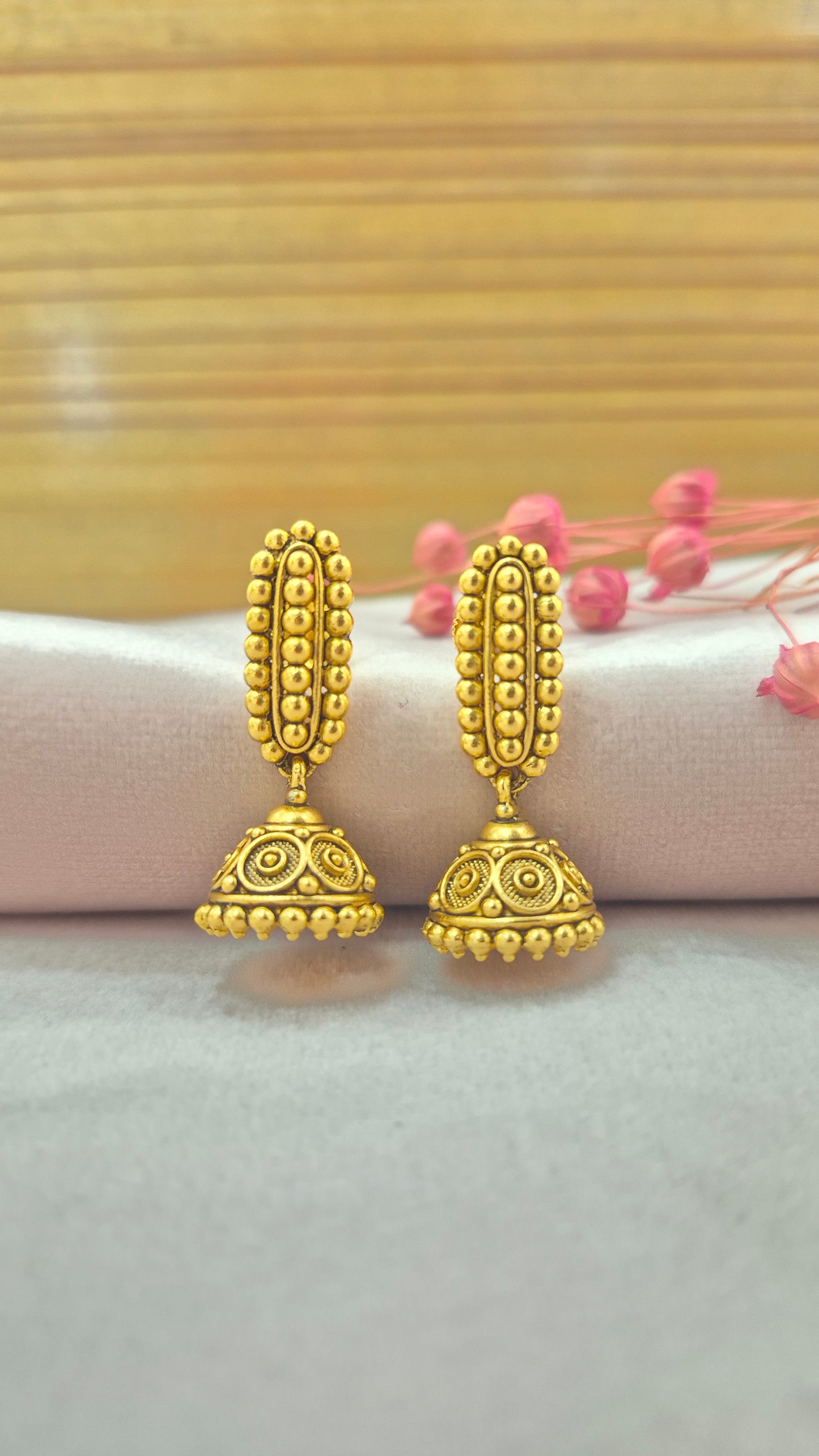 Small jumka