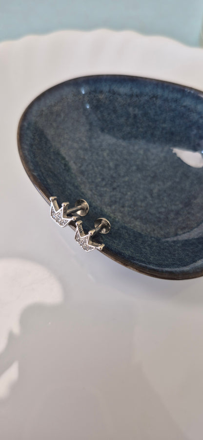 Crown stud with stones