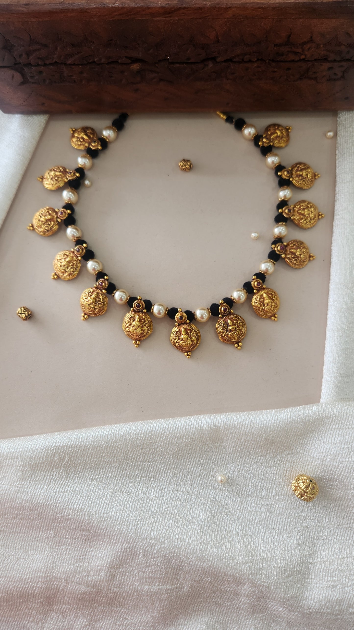 Black thread kasu Necklace
