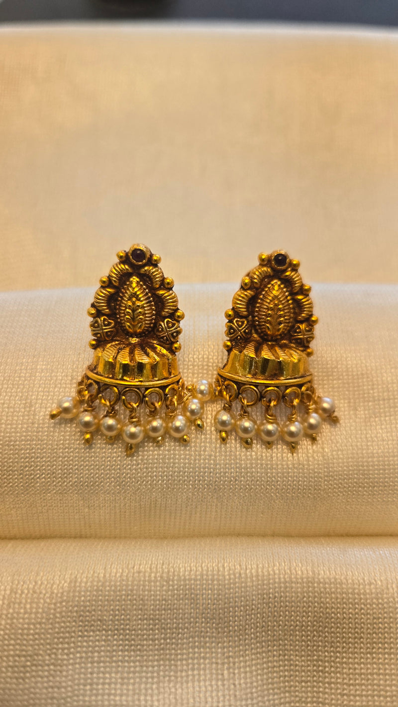 Half Jumkas with pearl drops