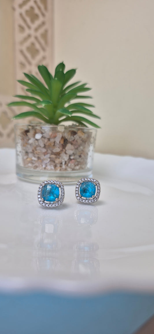 Blue stone stud