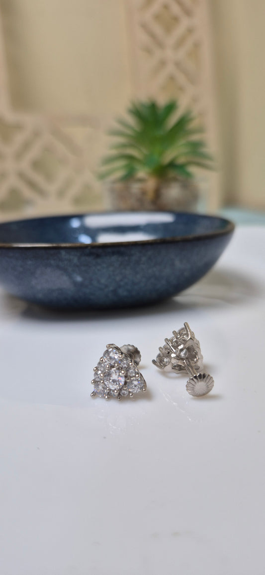 Triangular stone stud