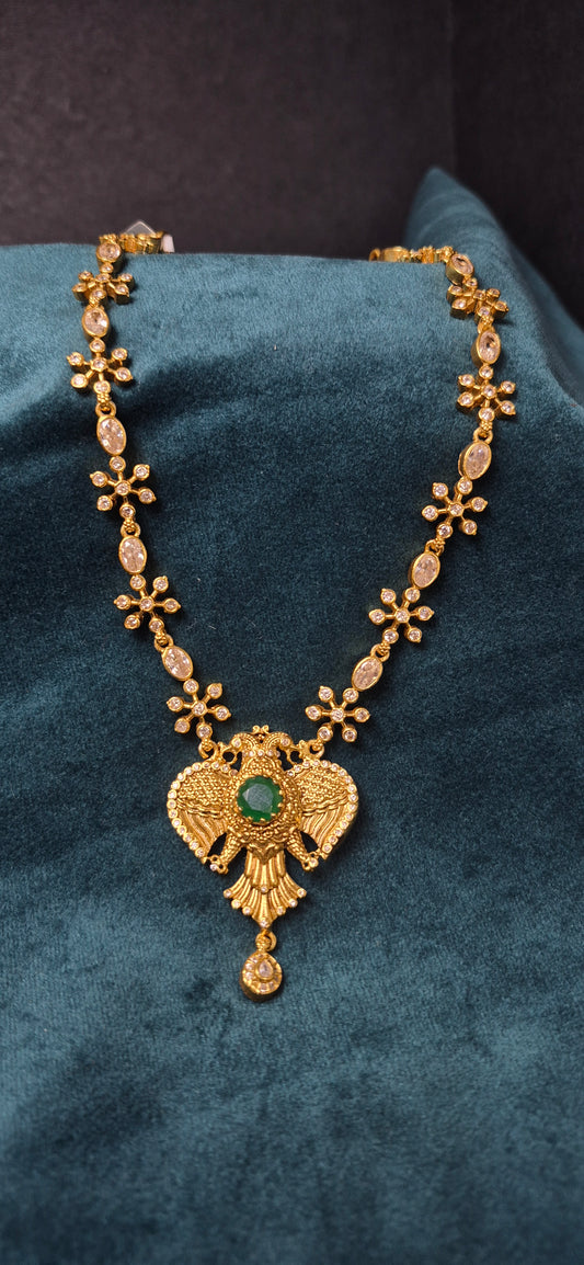 Genda Beruda stone necklace