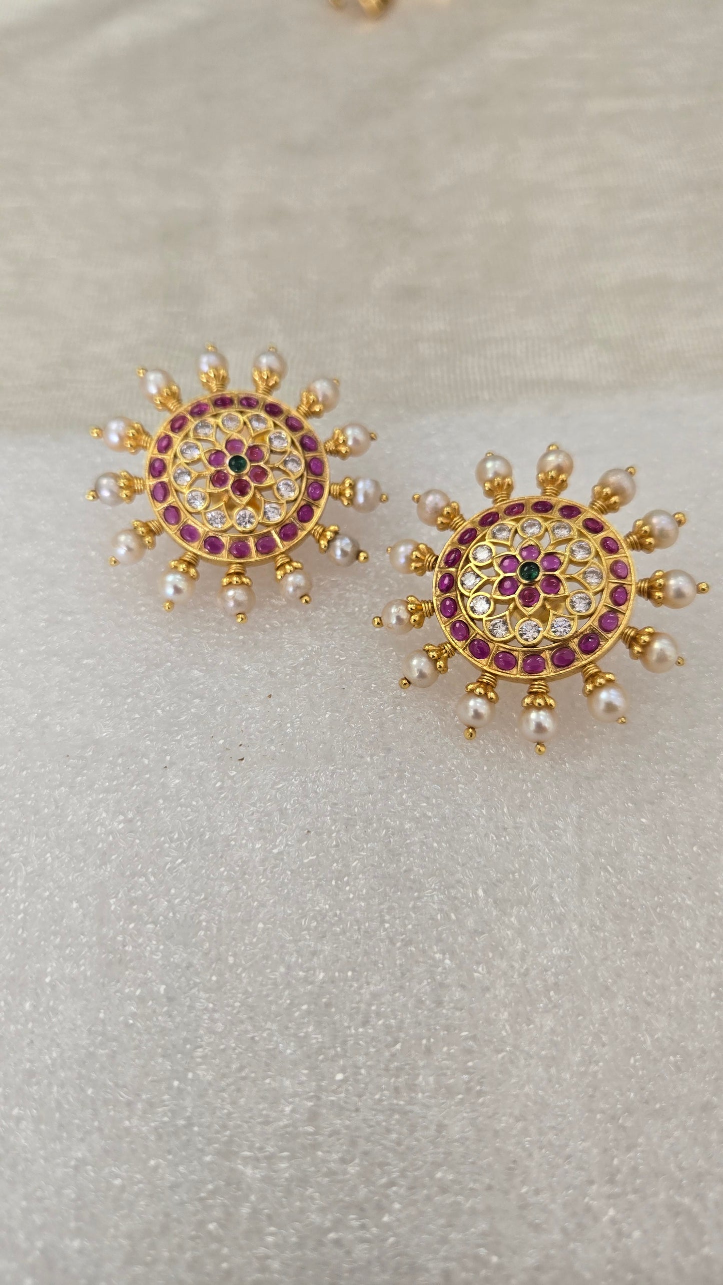 Kundan stud Earrings