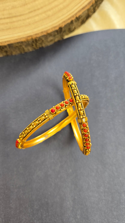 Coral Nagas bangle