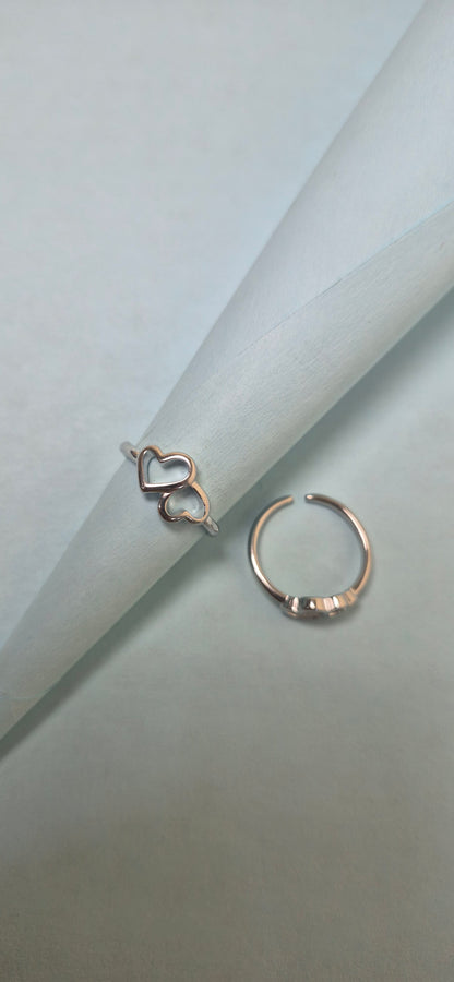 Twin heart toe ring