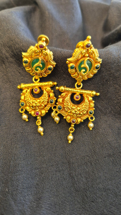 7 in 1 Green stone nakas earrings