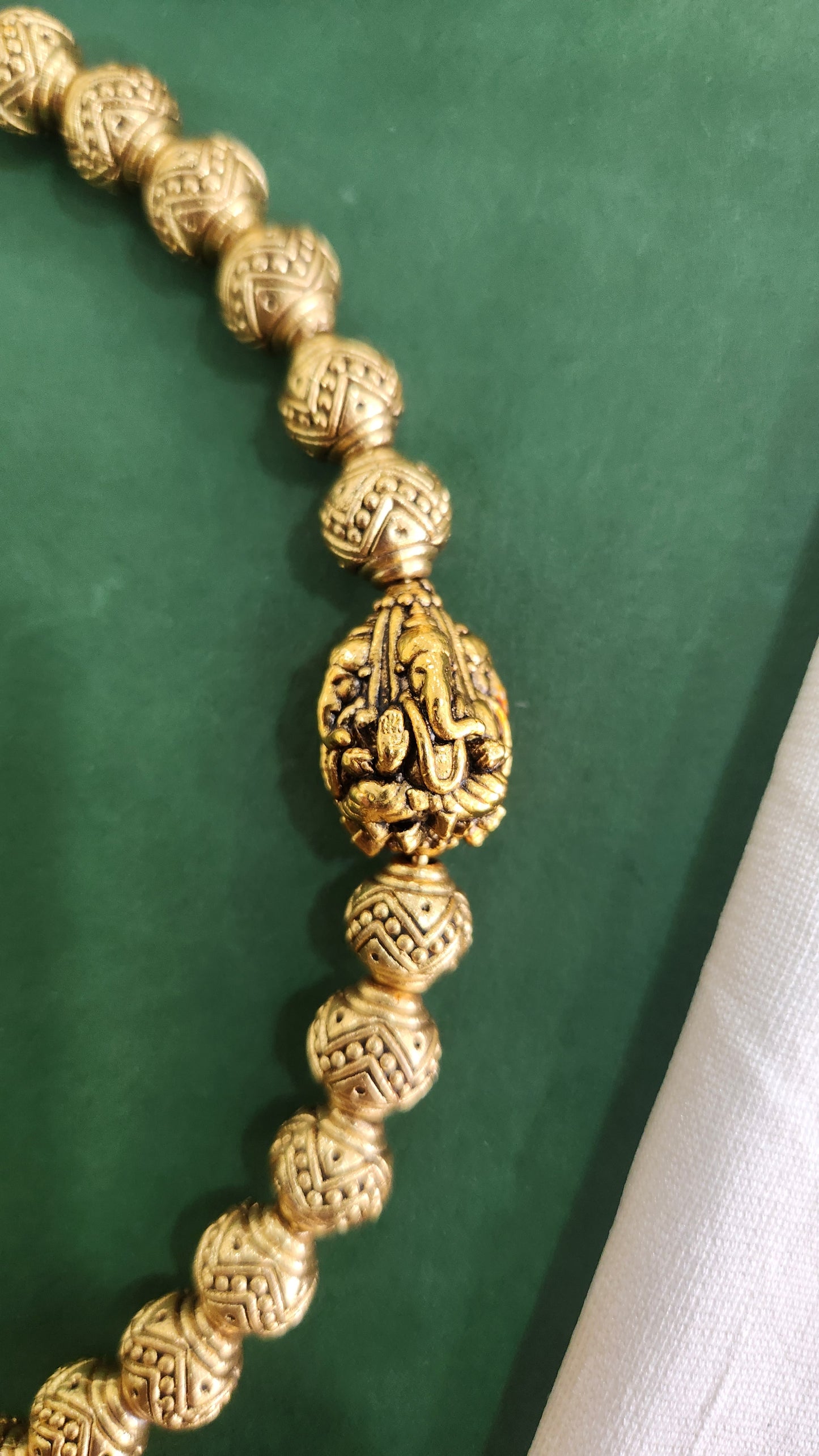 Hasli ring necklace with ganesha motifs