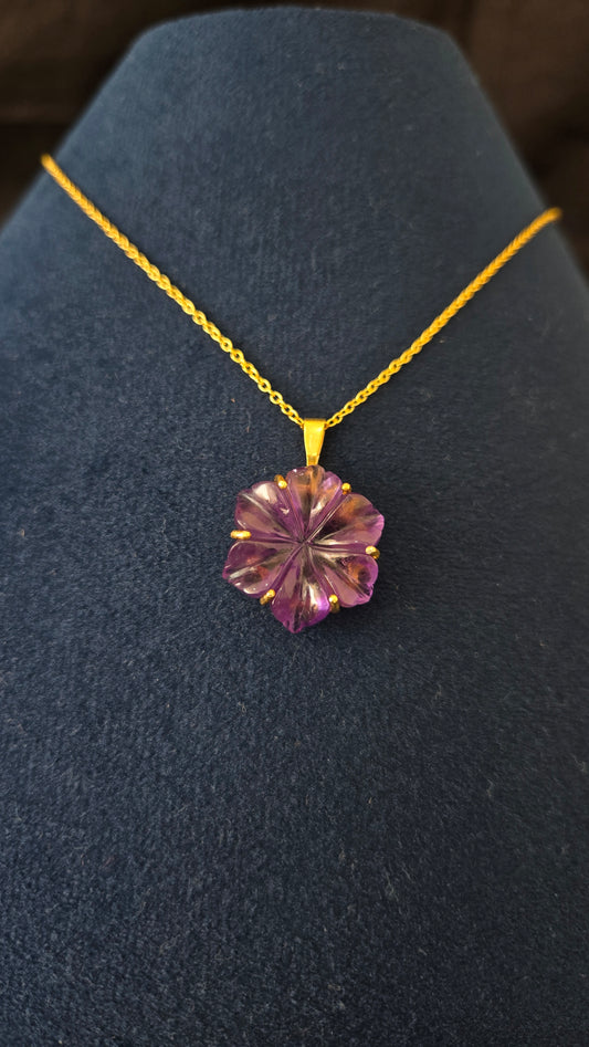 Flower carved Amethyst chain