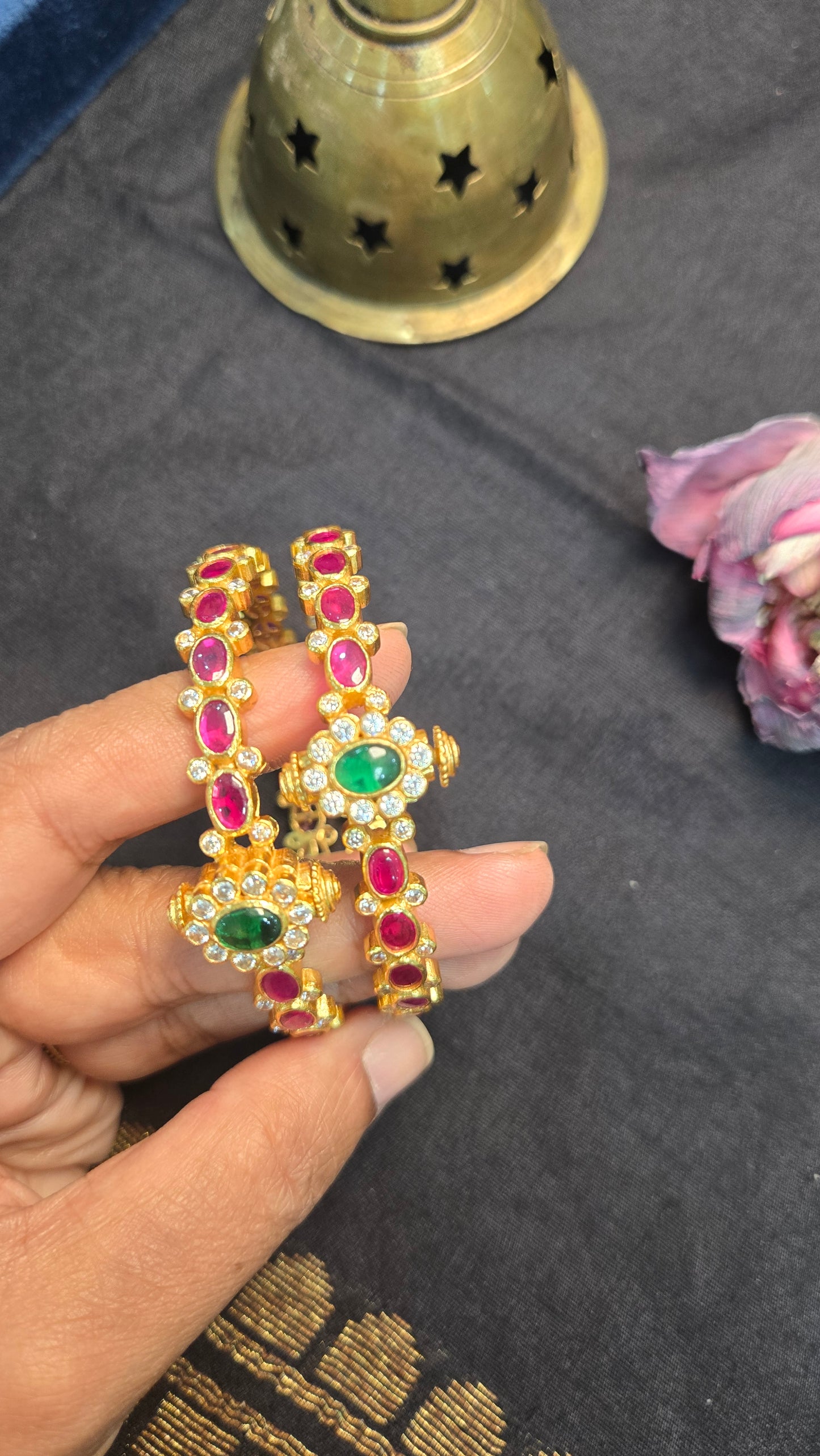 Red Kempu Kada bangle single