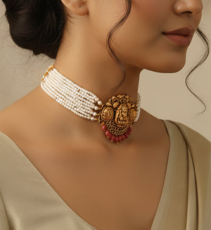 Pearls Nagas Choker