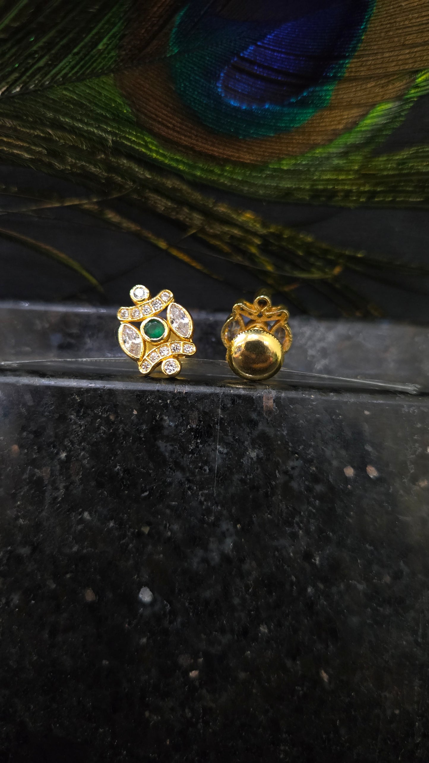 Small Stone stud