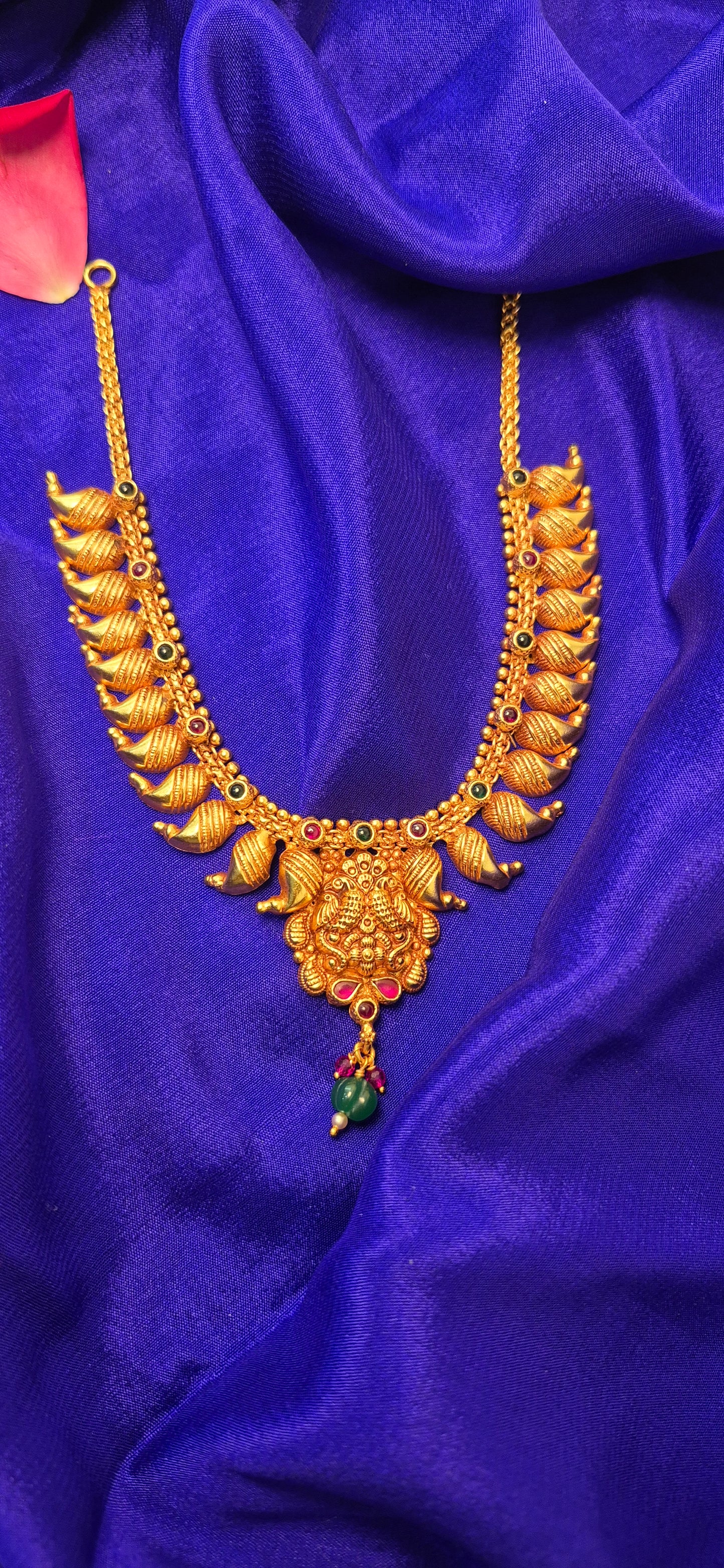 Mango necklace