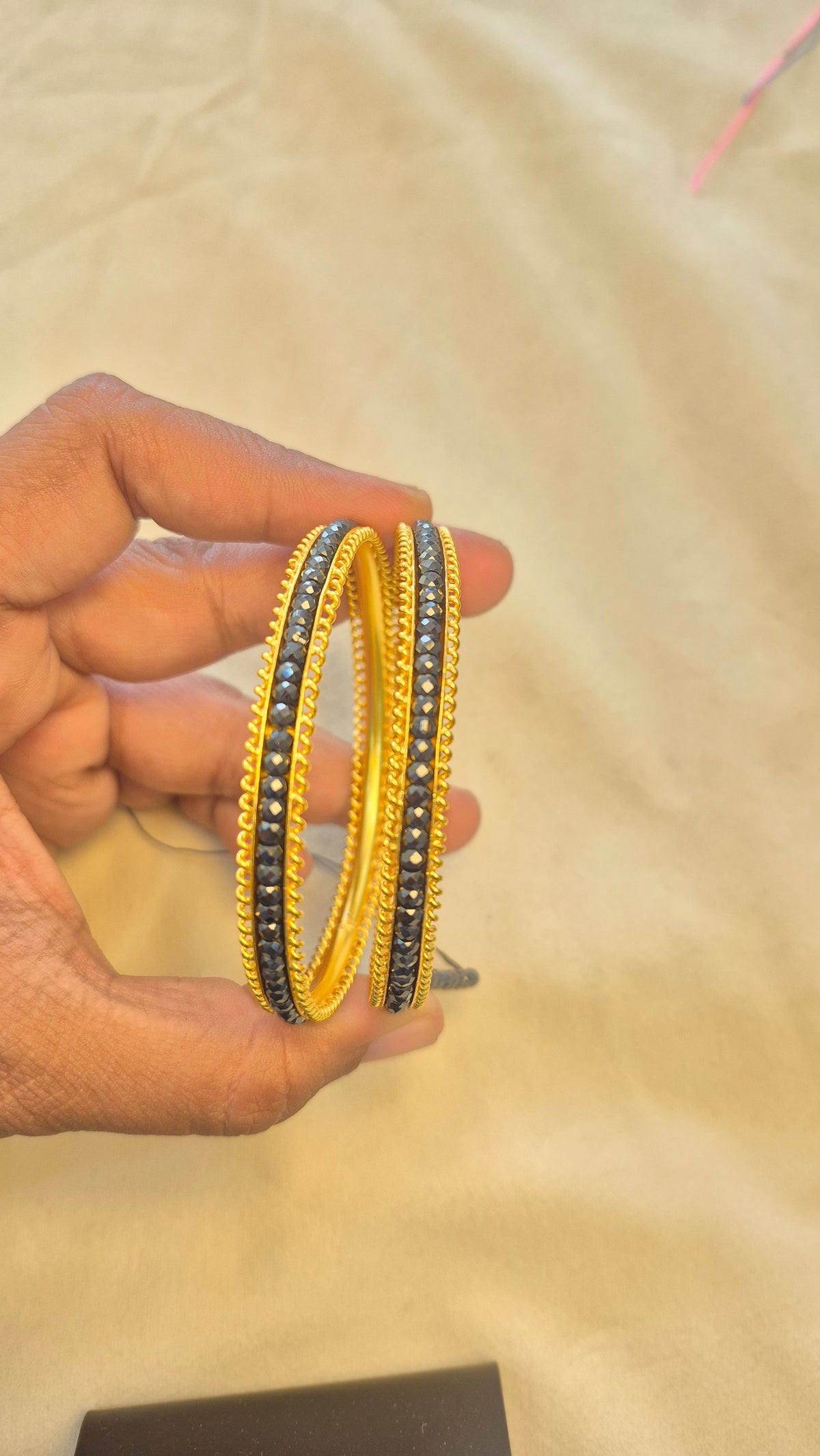 Black Beads in Silver String for Colour Changeable Bangle (1 Pair)