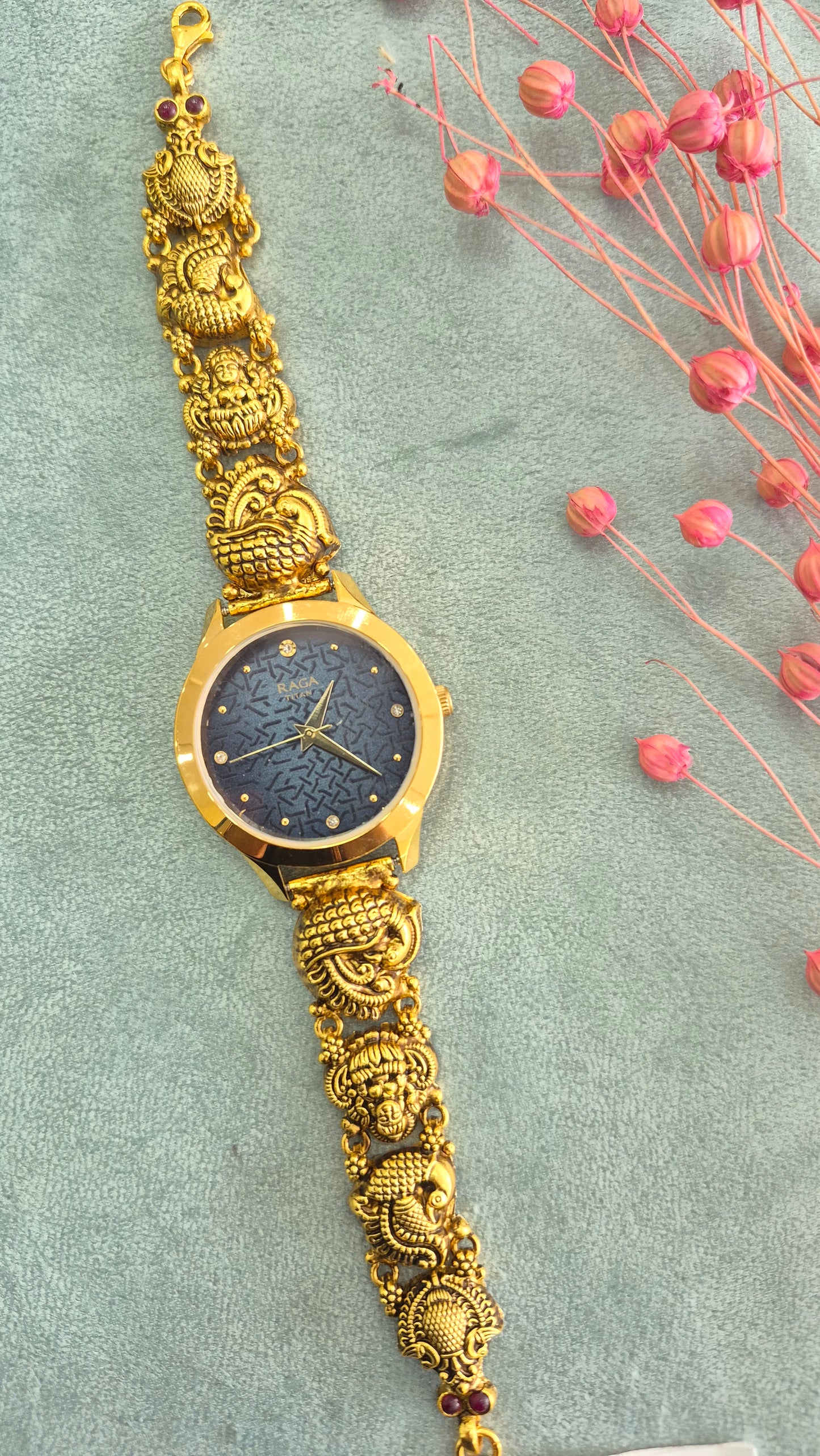 Antique watch Blue geometric dial
