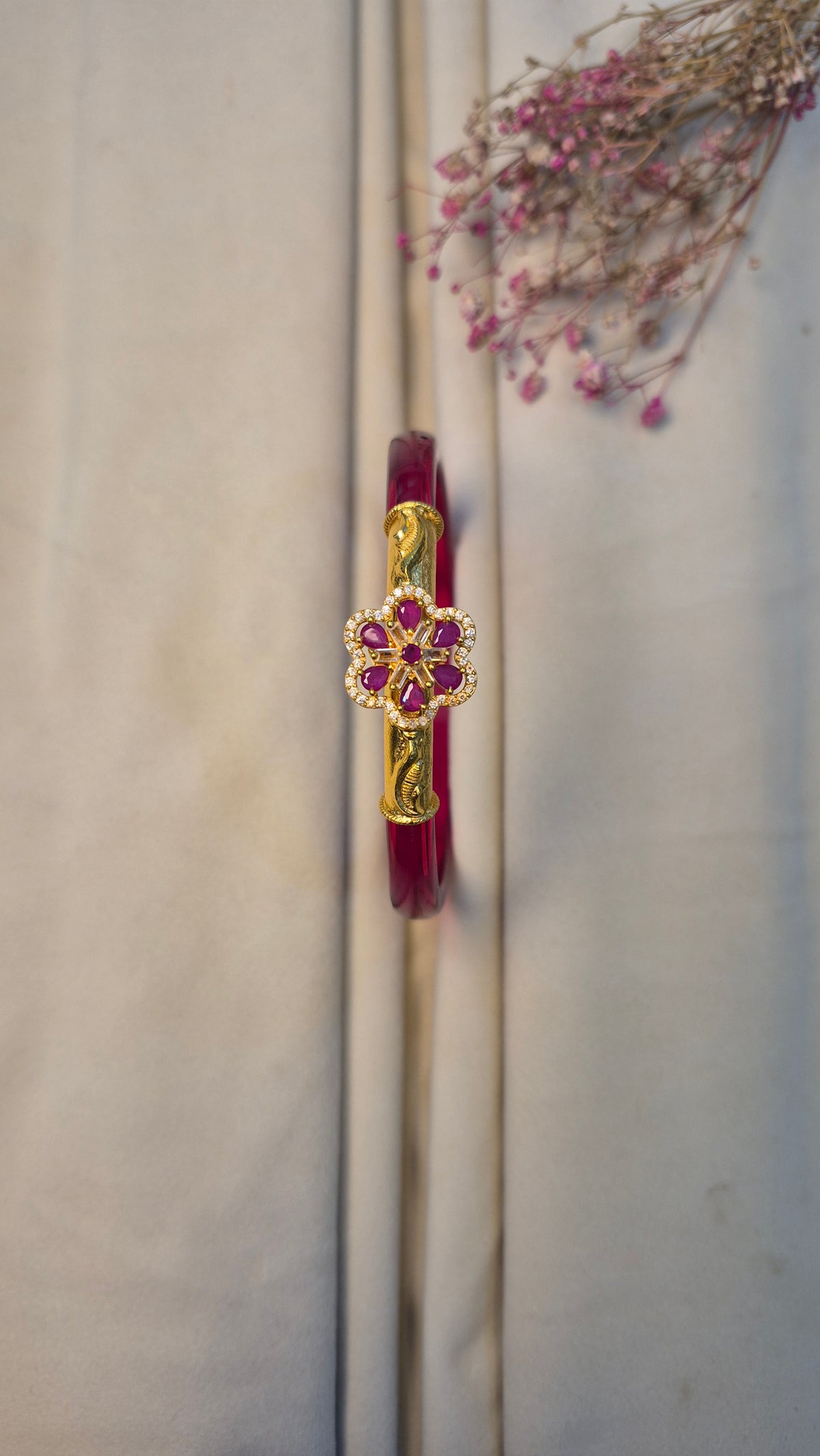 12 colour Nakas Mogappu bangle with Red and white stones